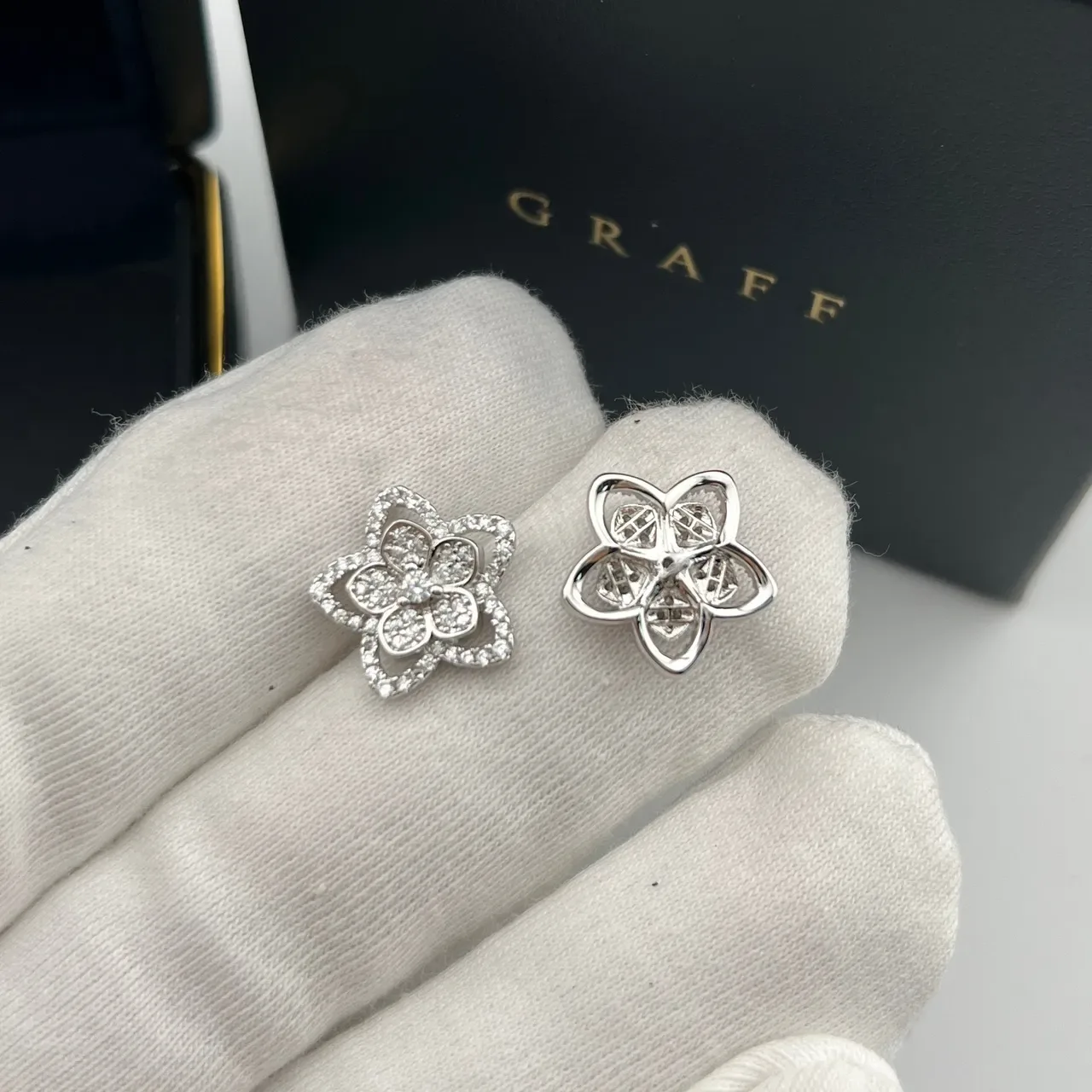 Graff Flower-Shaped Pavé-Set Stud Earrings 3