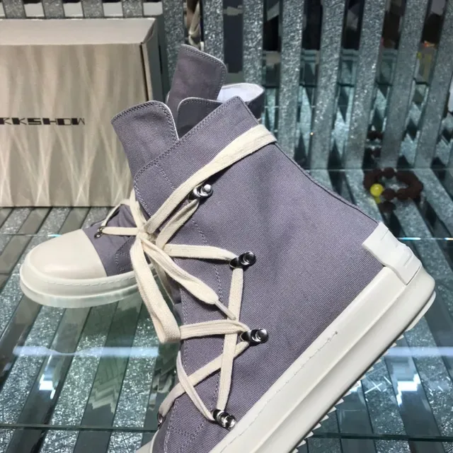 Gray Beige High-Top Canvas Upper Sneakers 3