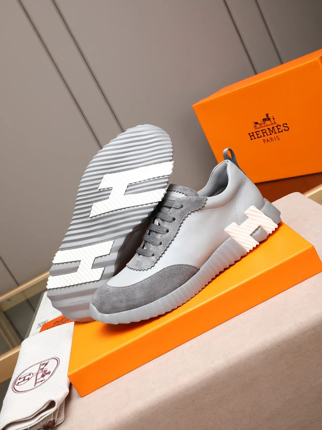 Gray White Two-Tone Leather-Suede Upper Sculpted Ribbed Midsole Sneakers 4