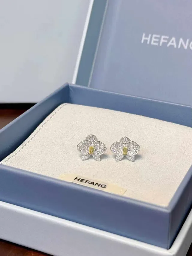 HEFANG Floral Pavé Crystal Stud Earrings 7