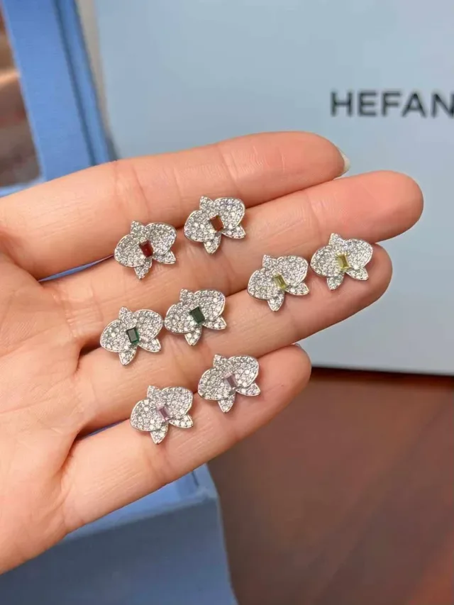 HEFANG Floral Pavé Crystal Stud Earrings 9