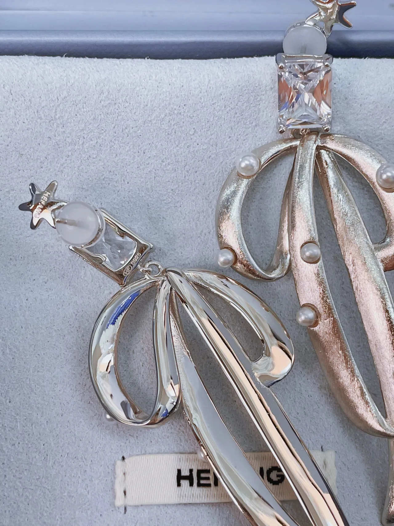 HEFANG Silver-Tone Crystal and Pearl Leaf Drop Earrings 7