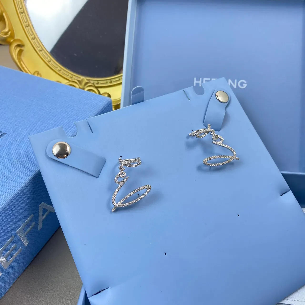 HEFANG Silver White Pavé Crystal-Encrusted Asymmetrical Script Silhouette Earrings 8
