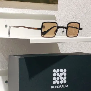 KUBORAUM Square Frame Tortoiseshell Temple Amber Gradient Sunglasses