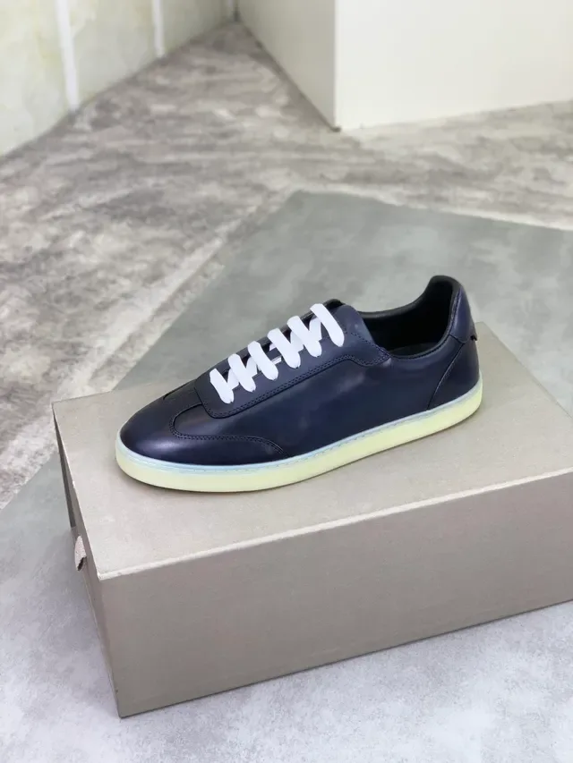 Zapatillas casuales navy white de cuero con cordones 4