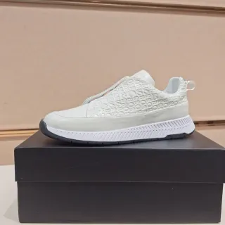 Off-White حذاء رياضي slip-on embossed upper أسلوب lifestyle