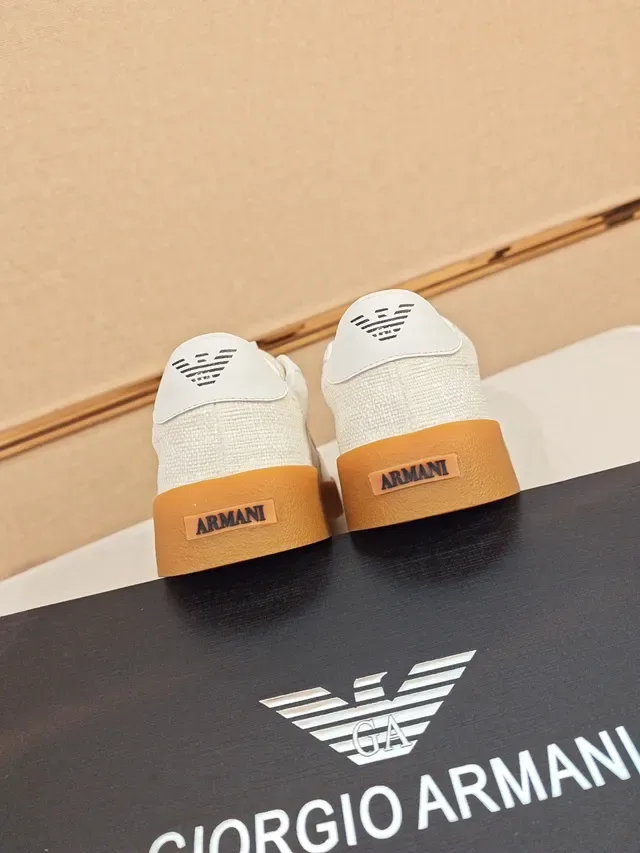 Off-White Textile and Leather Low-Top Gum Sole Sneaker 3