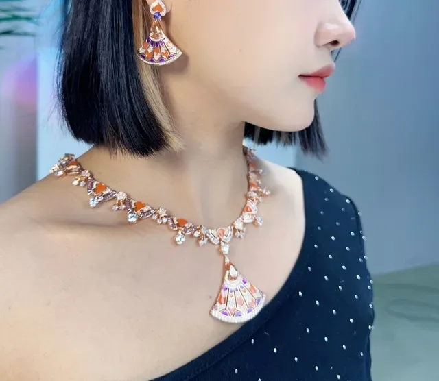 Orange Purple Fan-Shaped Pendant Geometric Gemstone Setting Necklace 2