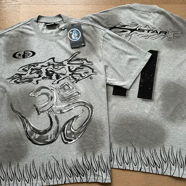 Oversized Graphic Flame-Hem T-Shirt 15
