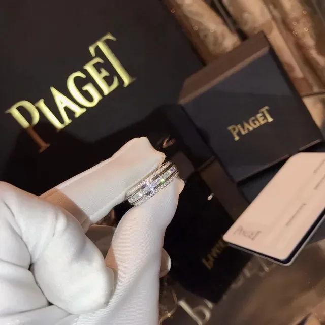 Piaget Diamond-Pavé Multi-Row Ring 5