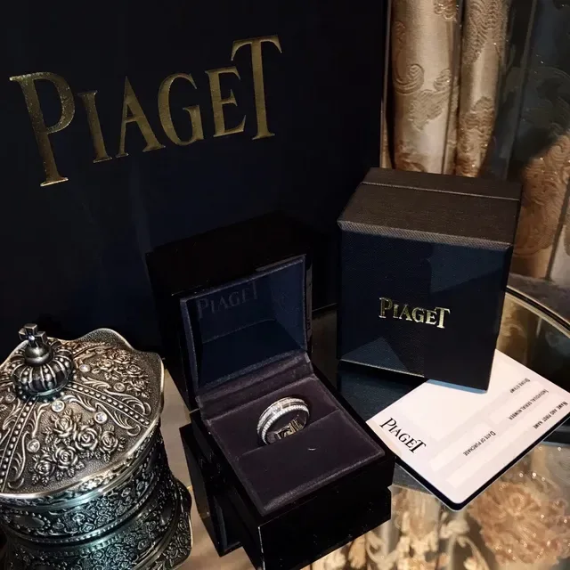 Piaget Diamond-Pavé Multi-Row Ring 7