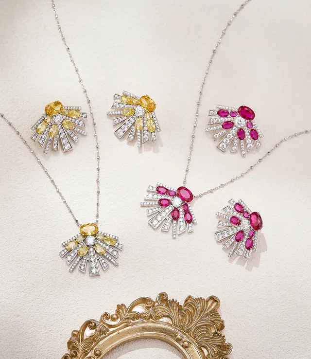 Pink Yellow Fan-Shaped Radiating Motif Pavé Diamond Rays Brooch 5