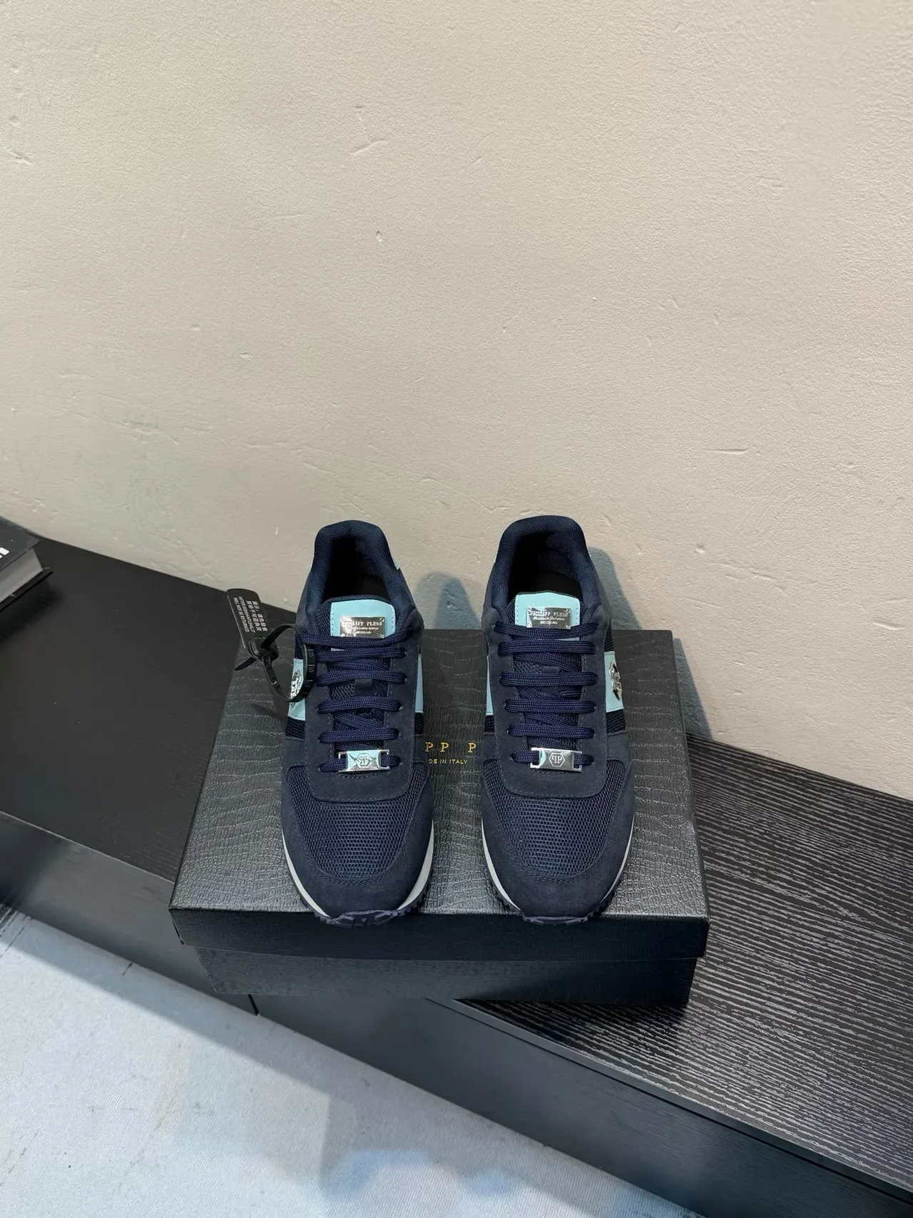 Portofino Tênis lifestyle azul marinho camurça-malha híbrido com painel lateral aquamarinho 2
