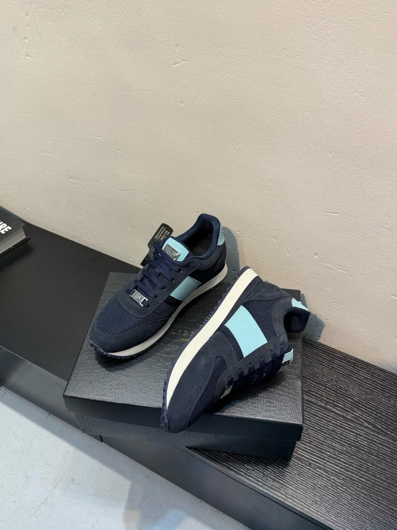 Portofino Tênis lifestyle azul marinho camurça-malha híbrido com painel lateral aquamarinho 4