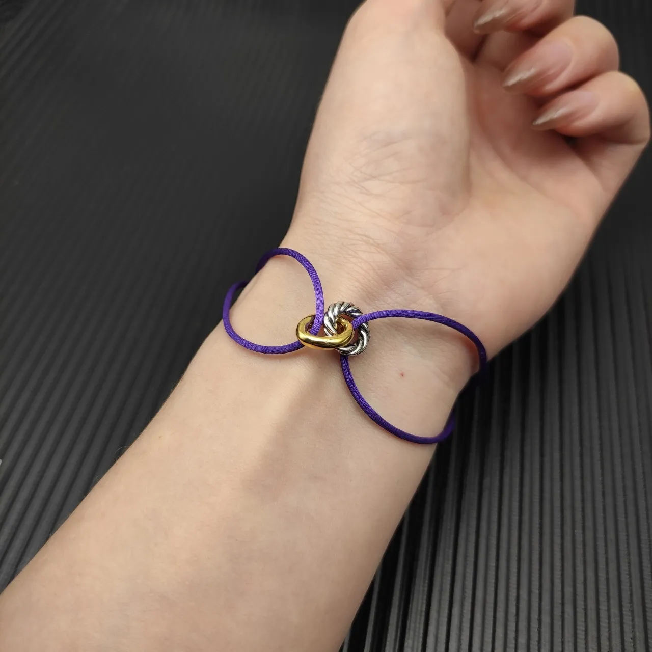 Purple Gold Silk-Like Cord Dual-Tone Interlocking Rings Bracelet 7