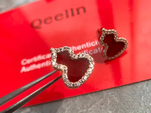 Red Gourd-Shaped Pavé Stone Earrings 5