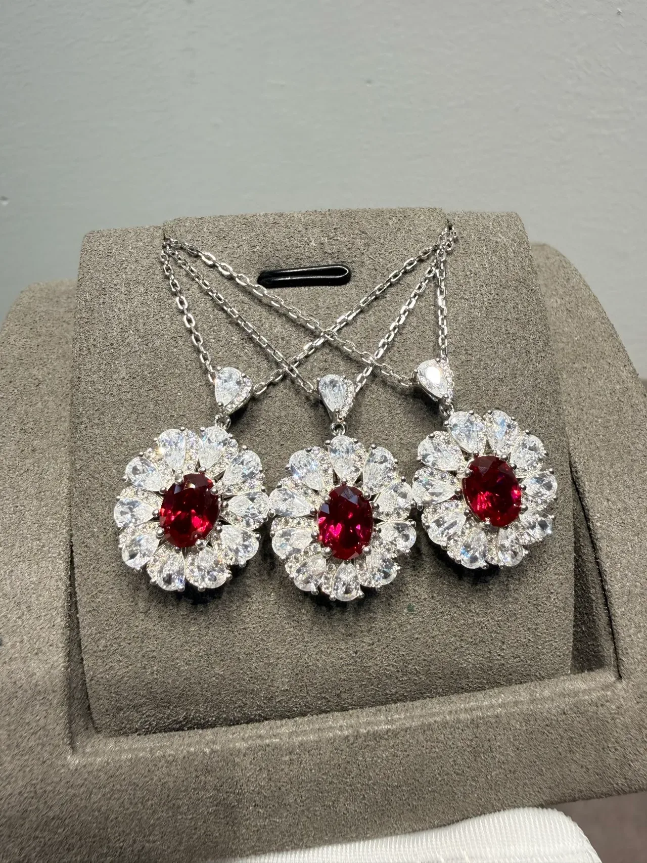 Red Silver Floral Halo Design Oval Central Stone Necklace 4