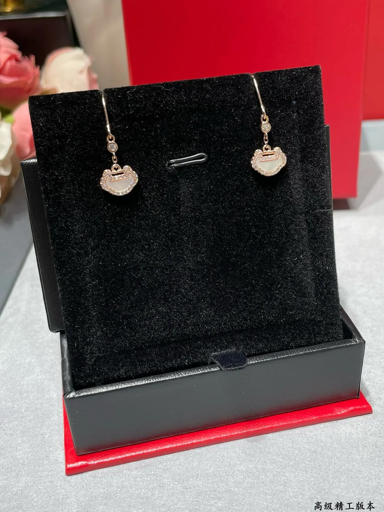 Brincos pendentif de cristal pavé com fivela de tom dourado rosa 2