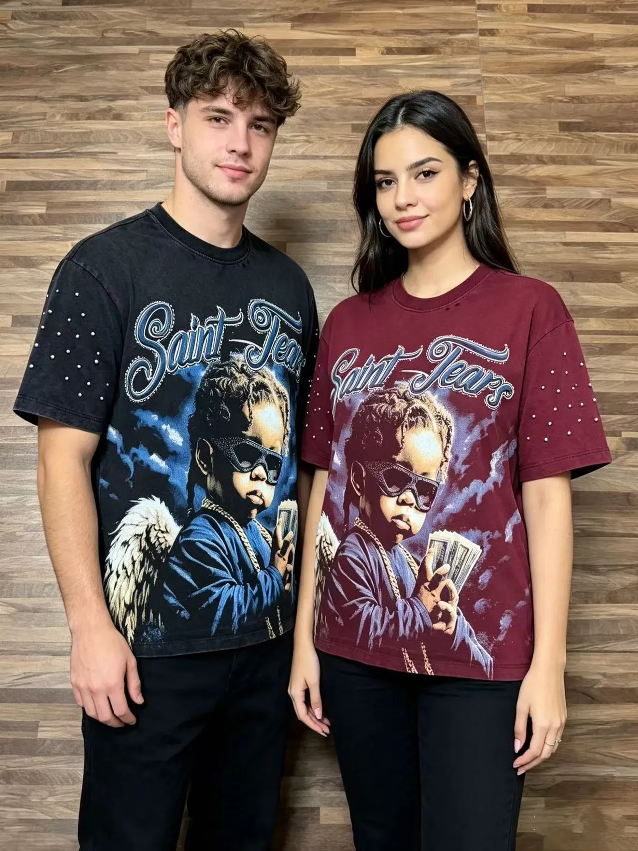 تيشيرت أوفرسايز Saint Tears جرافيك مزين بالراينستون 2