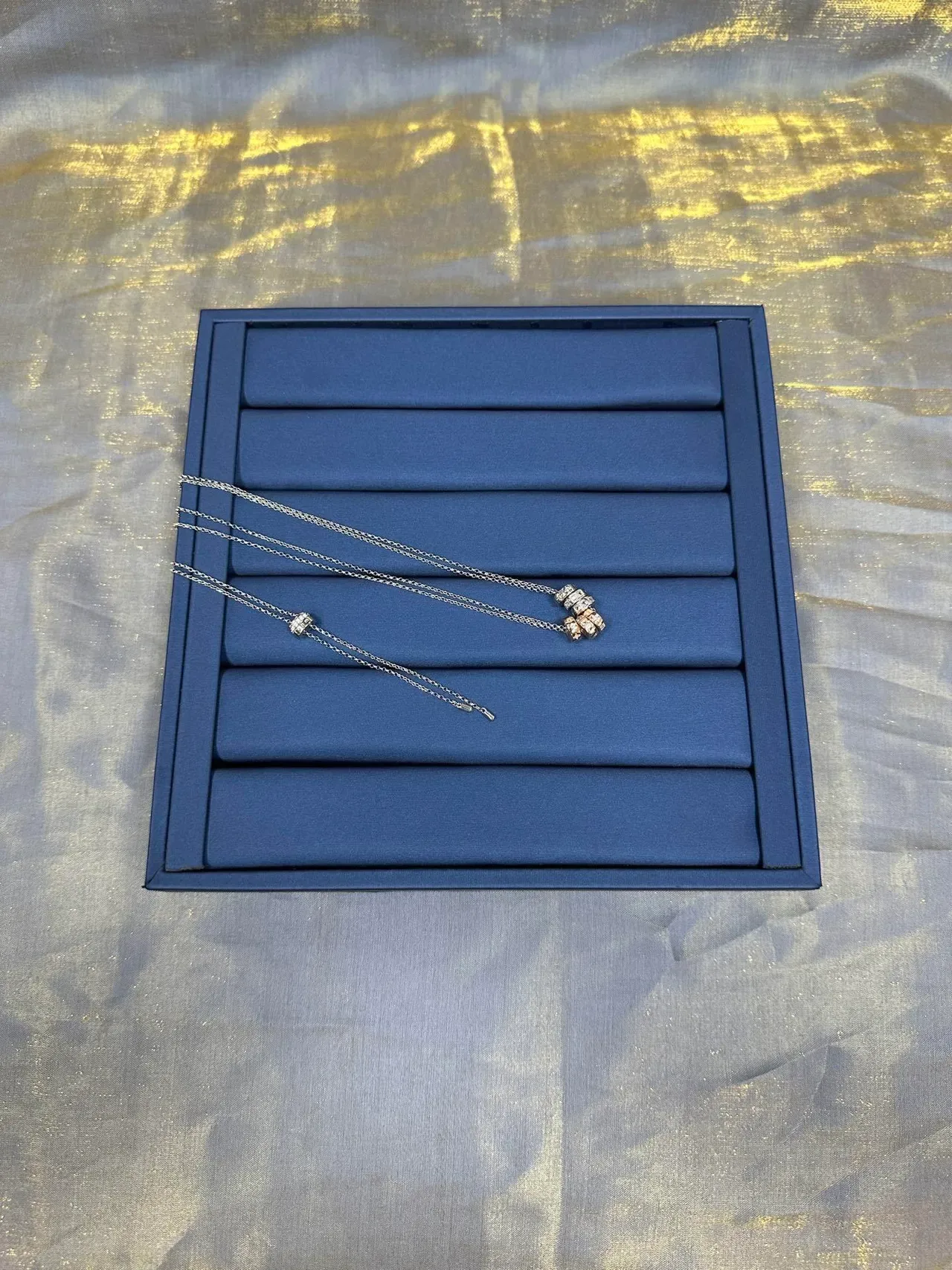 Silver Blue Chain Five-Barrel Pendant Necklace 7