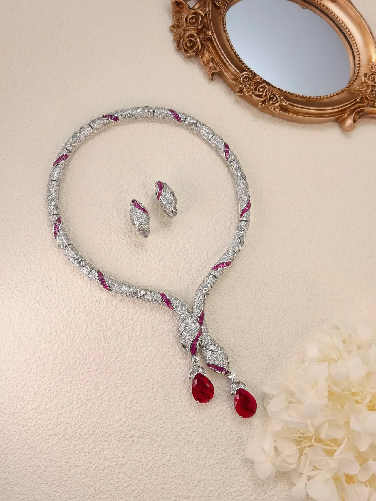 Silver Blue Twisted Rope Motif Pavé-Set White Stones Necklace 4