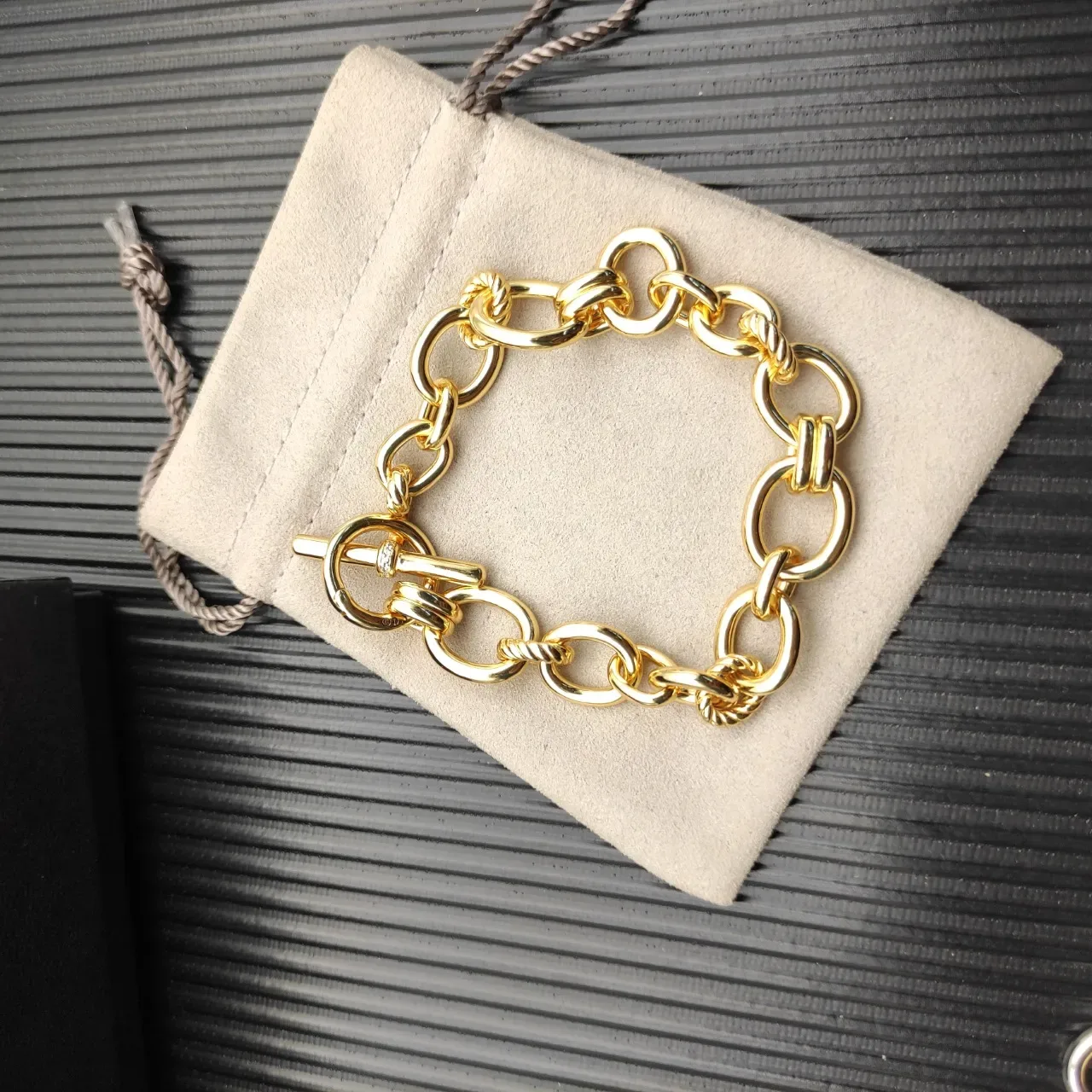 Silver Gold Twisted-Link Oval Chain Toggle Clasp Closure Bracelet 9