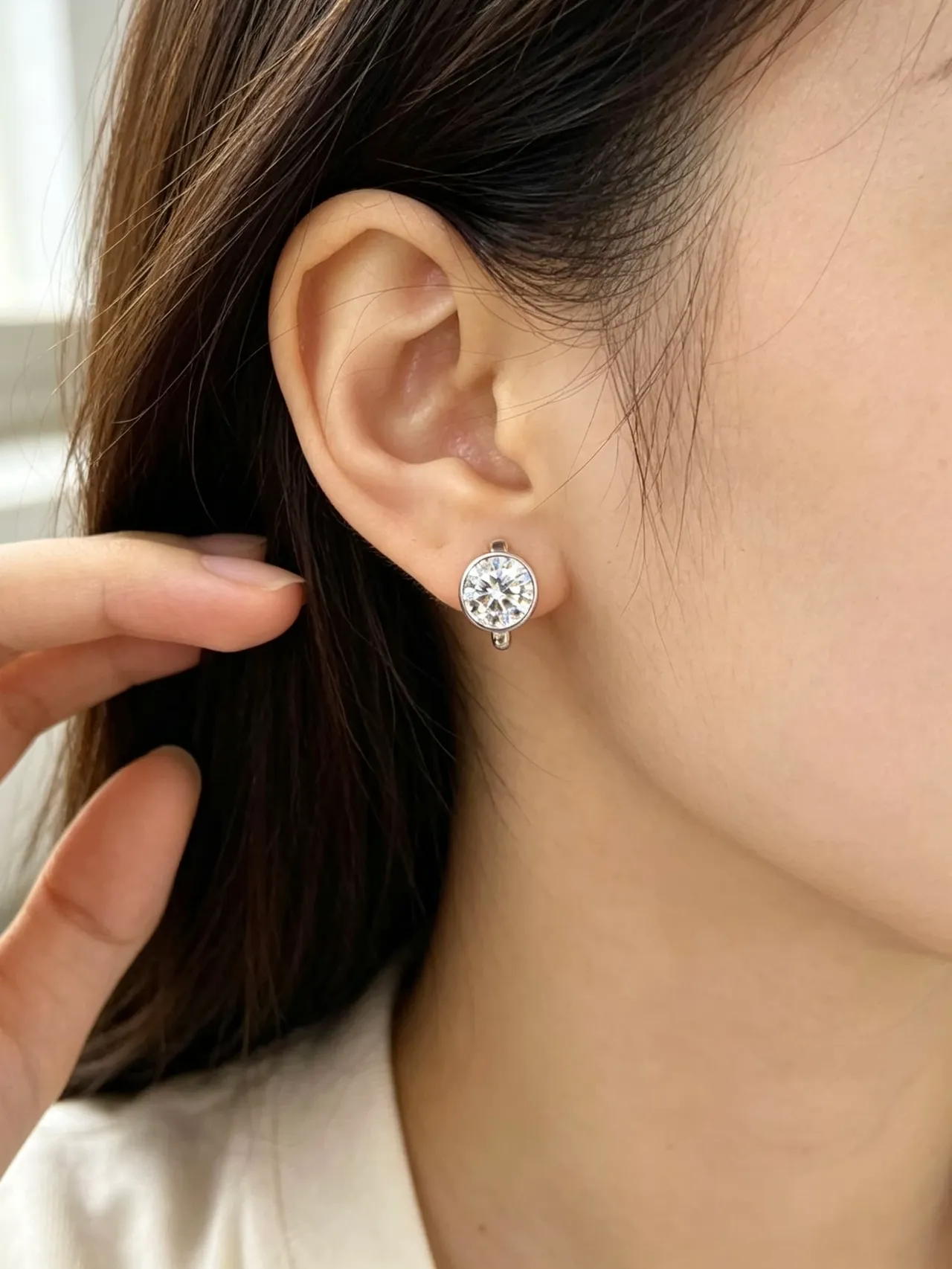 Bague en argent poli avec bezels ouverts à l'arrière 2