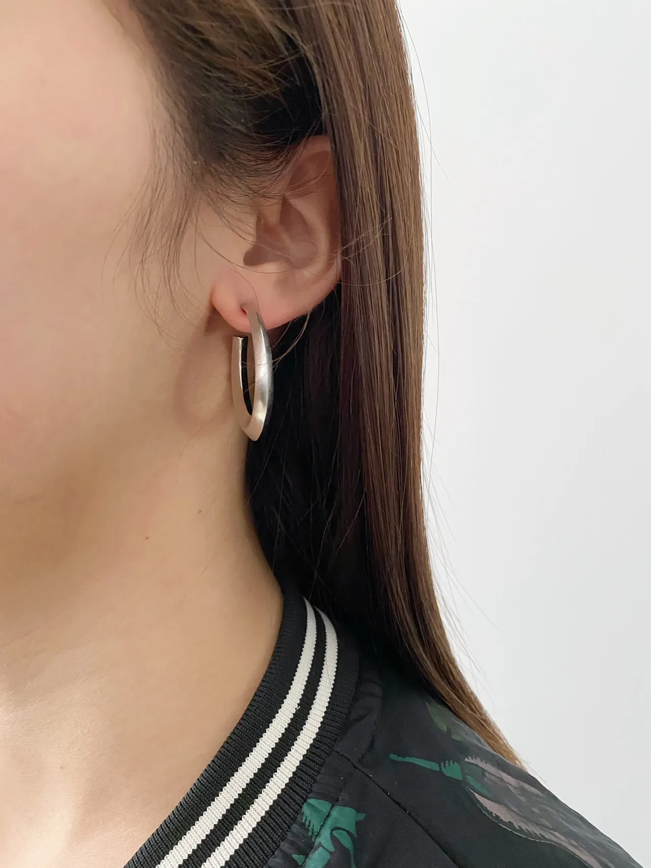 Silver Tone Thick Curved Hoop Earrings 3