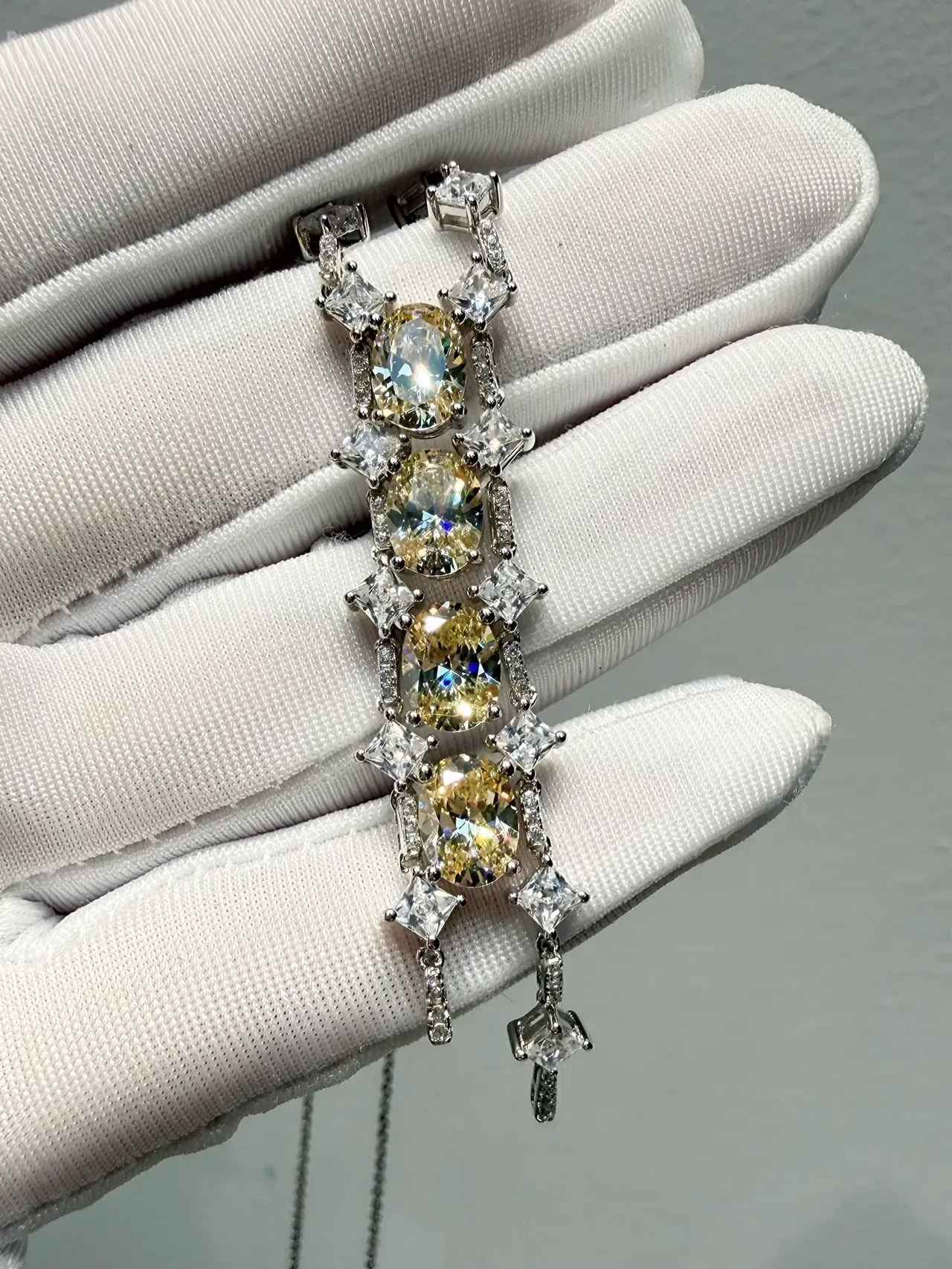 Silver Yellow V-Shaped Chain Multi-Stone Pendant Necklace 5