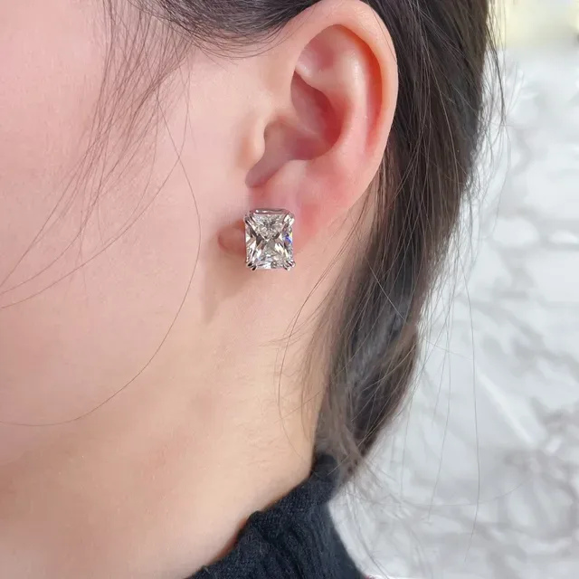 Square-Cut Prong-Set Clear Stud Earrings 9