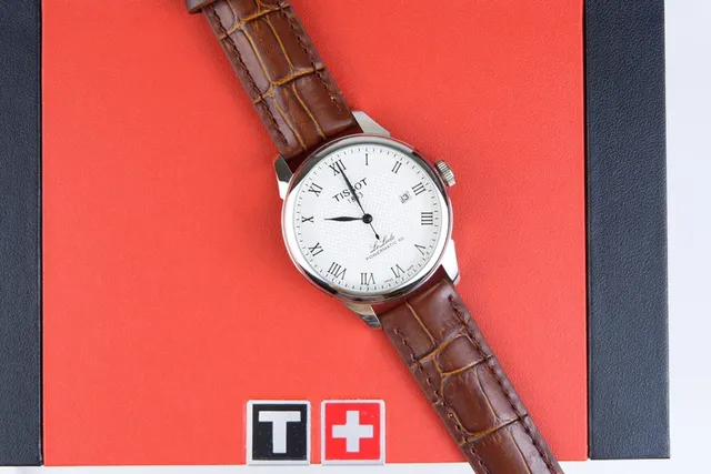 Tissot Le Locle Powermatic 80 Relógio de couro marrom mecânico 4