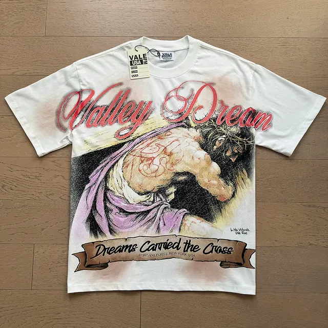 تيشيرت أبيض بطباعة جرافيك Vale Valley Dream Dreams Carried the Cross 3