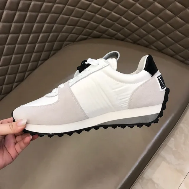 White and Beige Retro Runner Style Lifestyle Sneaker 2