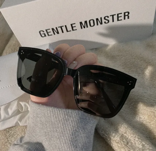 Gentle Monster Oversized Angular Cat-Eye Sunglasses 5