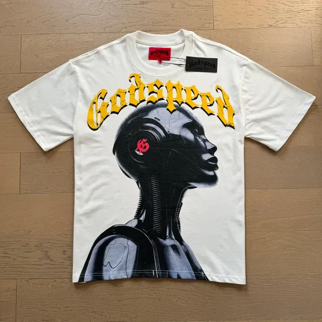 Camiseta Godspeed com estampa gráfica de figura de robô 7