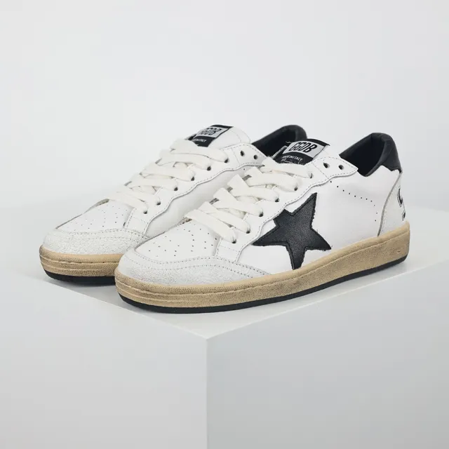 Golden Goose Super-Star أبيض أسود نجم حذاء أسلوب حياة 2