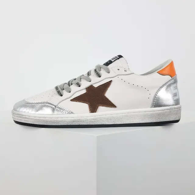 Golden Goose Super-Star zapatillas lifestyle blancas plateadas marrones estrella 9