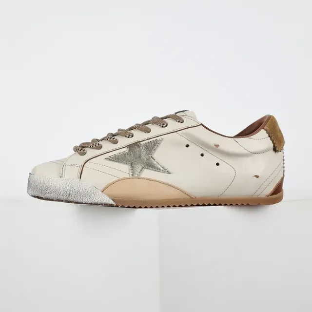Golden Goose Superstar بيج فضي جلد مستهلك شعار نجم معدني سنيكرز أسلوب حياة 9