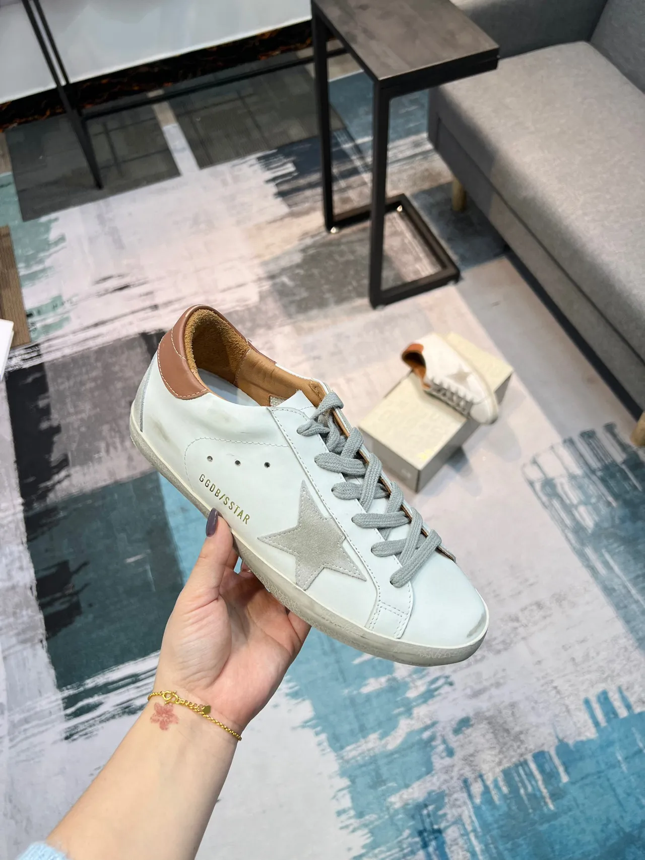 Golden Goose Superstar Zapatillas Lifestyle Blancas Marrones Suela de Goma Distressed Parche de Estrella Metálico 6