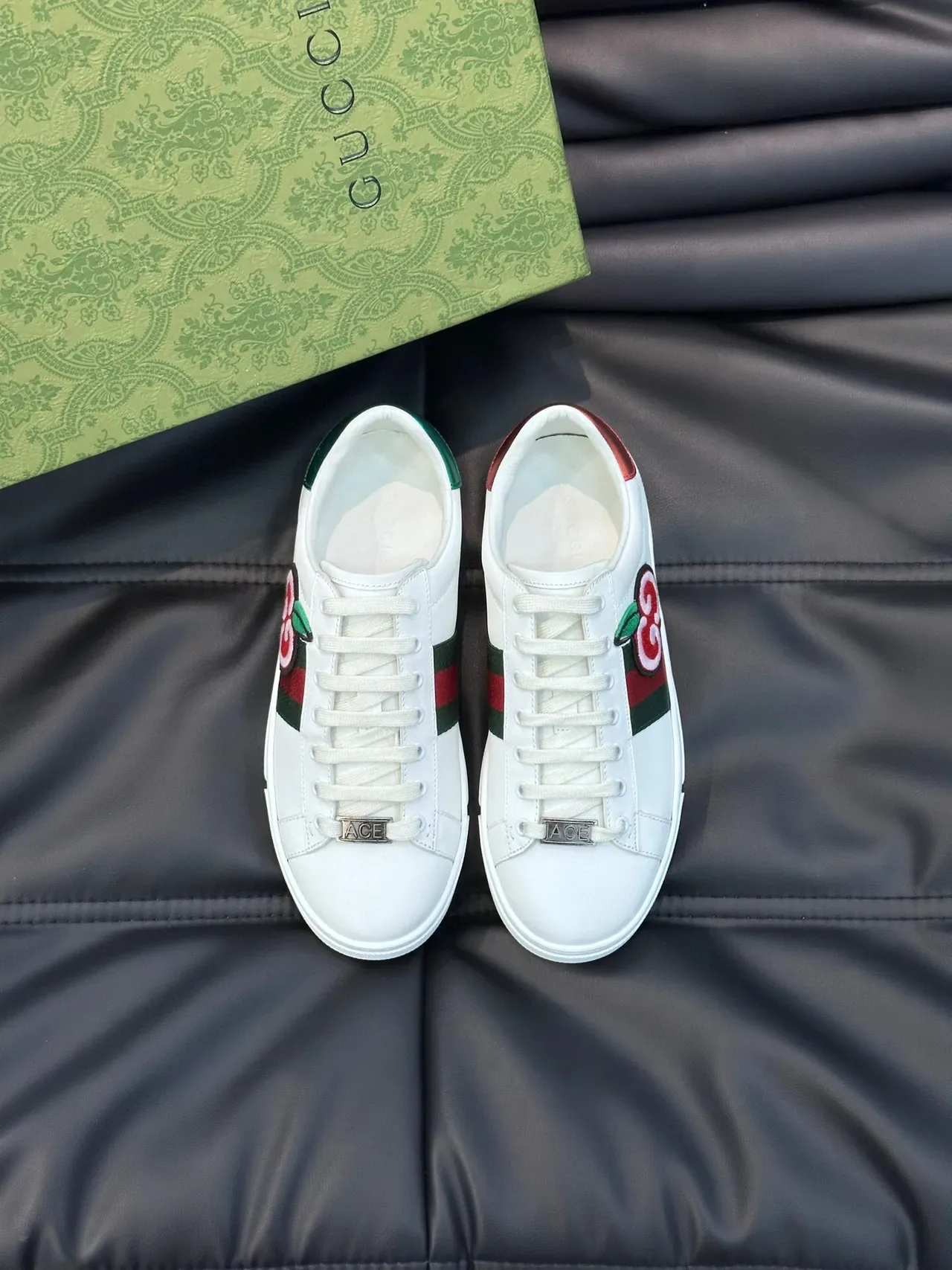 Gucci Ace Broderie Apple Blanc Vert Rouge Sneakers Lifestyle 2
