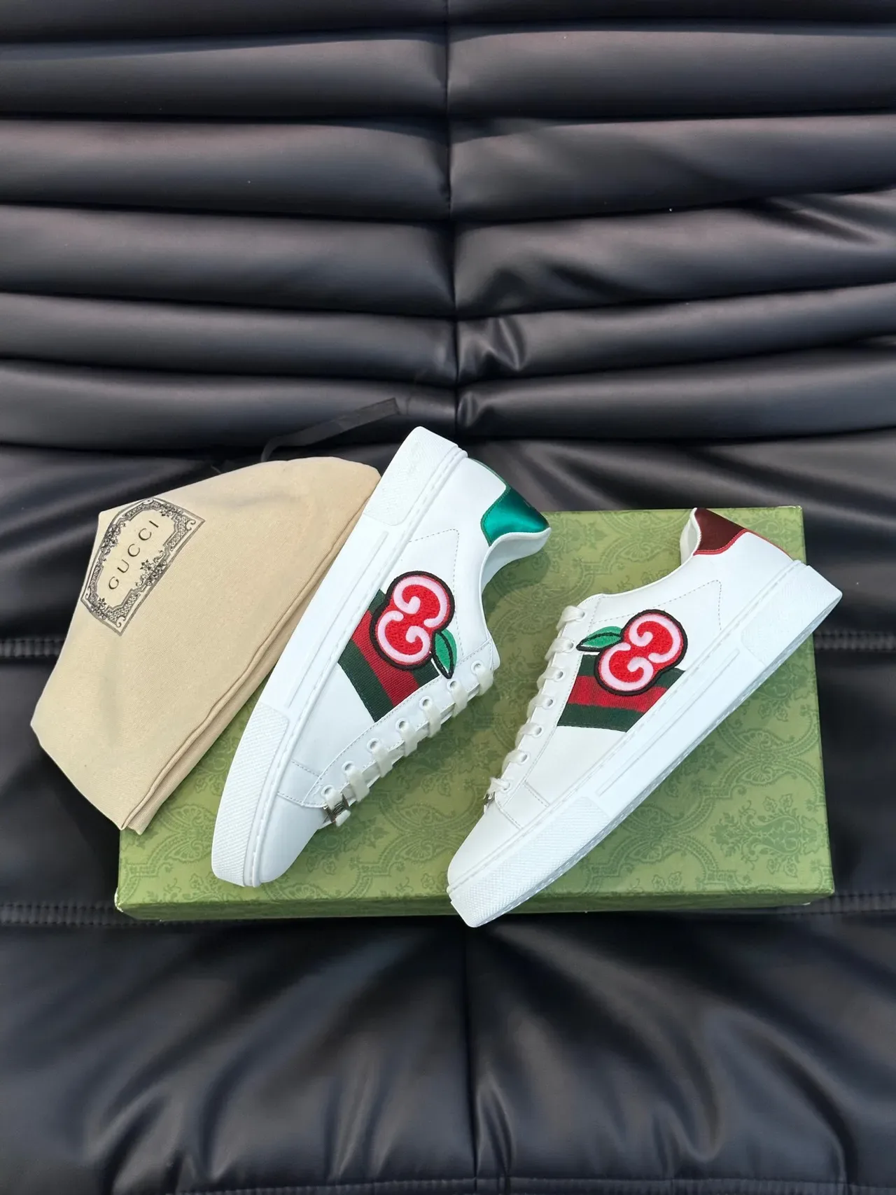 Gucci Ace Broderie Apple Blanc Vert Rouge Sneakers Lifestyle 4