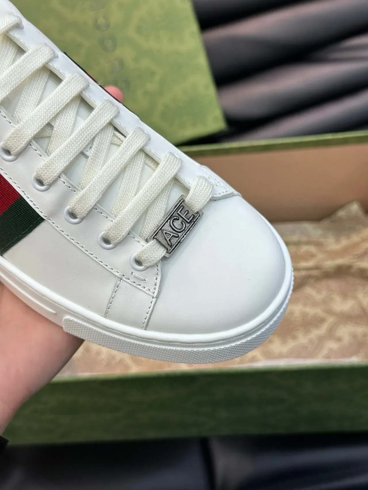 Gucci Ace Broderie Apple Blanc Vert Rouge Sneakers Lifestyle 8
