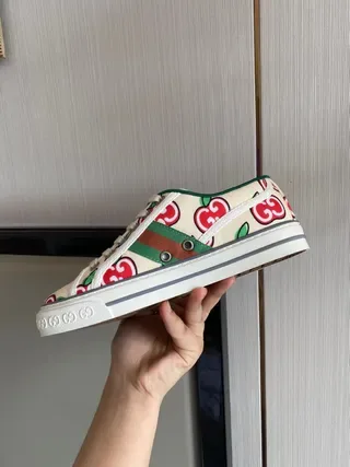 Gucci Ace estampado de maçã creme tênis lifestyle 2