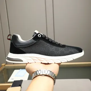 Gucci Ace 黑色印花帆布麂皮生活运动鞋