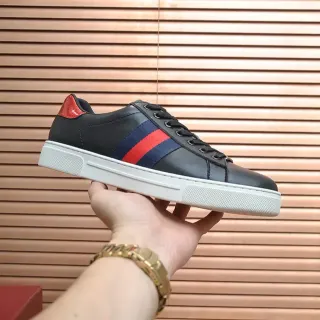 Gucci Ace zapatillas lifestyle negro, rojo, navy Web Stripe