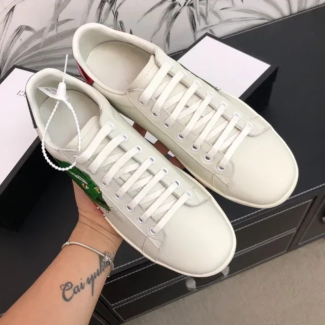 Gucci Ace Tiger Off-White Cuir Lifestyle Sneakers 2