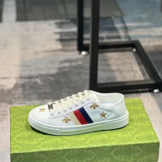 Gucci Ace Zapatillas Lifestyle Blancas Bordadas con Abeja y Estrella