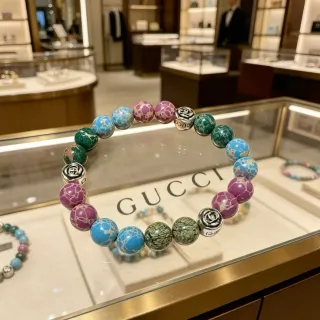 Gucci Pulsera Charm Multicolor Piedras Plateadas