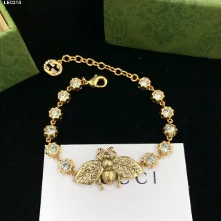 Gucci Pulsera Motivo Abeja Cristales Incrustados Dorado