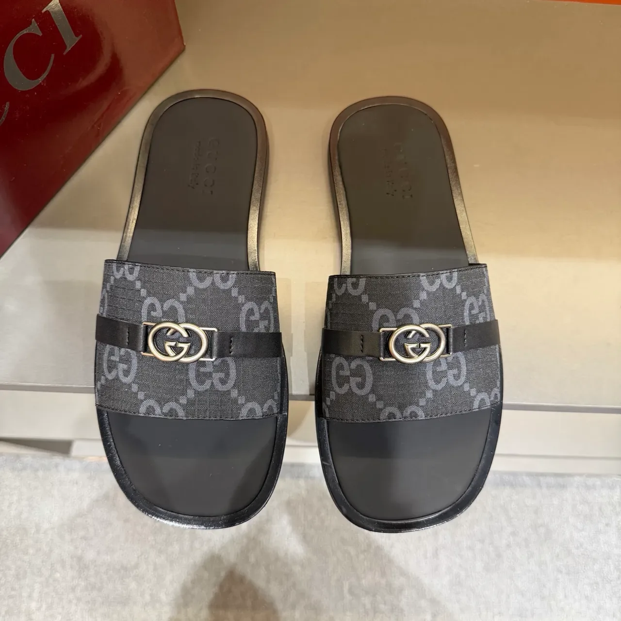 Gucci Black Beige GG Monogram Canvas Strap Interlocking G Metal Buckle Slippers 9